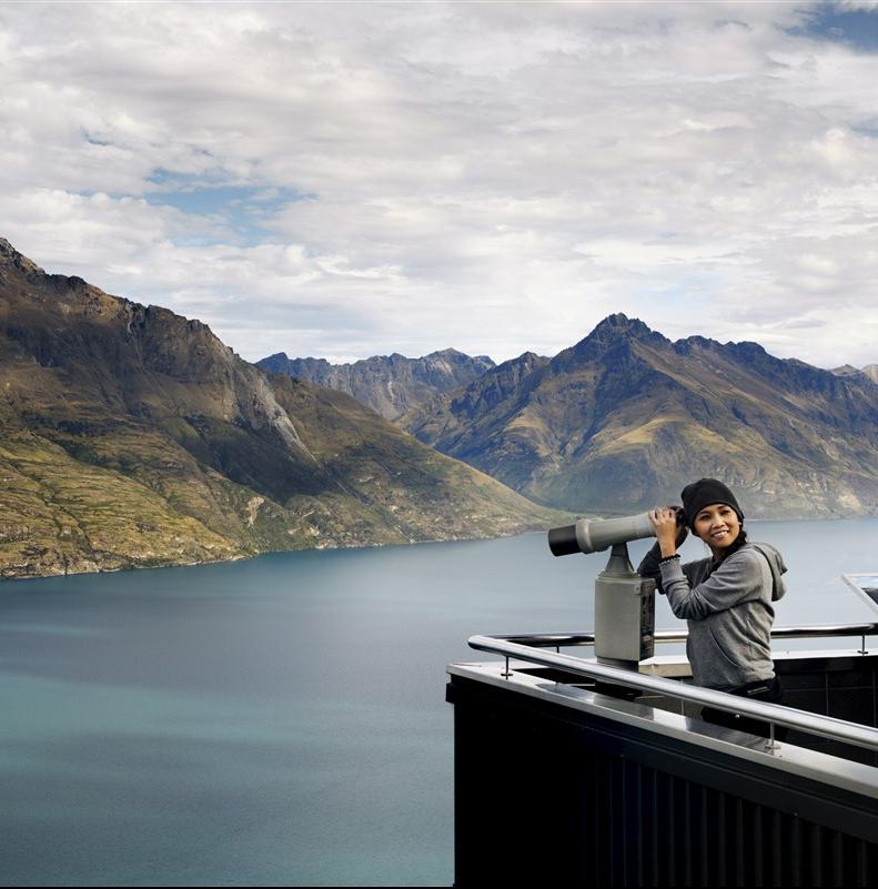 3 of the best books to read before travelling to New Zealand