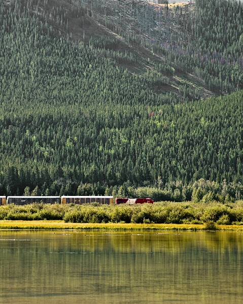 One Country Canada – Banff – Lake Louise – The Rockies – Jasper