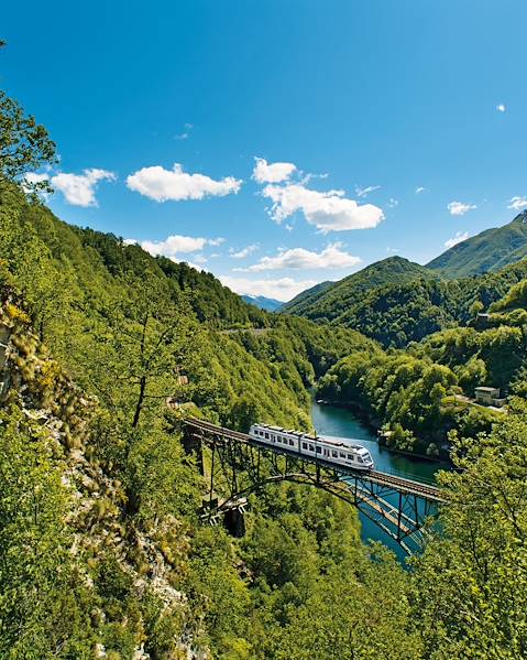 One Country Switzerland – Zurich – Lucerne – Interlaken – Montreux – Zermatt – St. Moritz – Milan