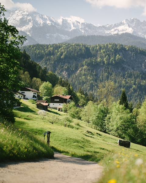 One Country Garmisch-Partenkirchen – Innsbruck – Alpbach – Salzburg
