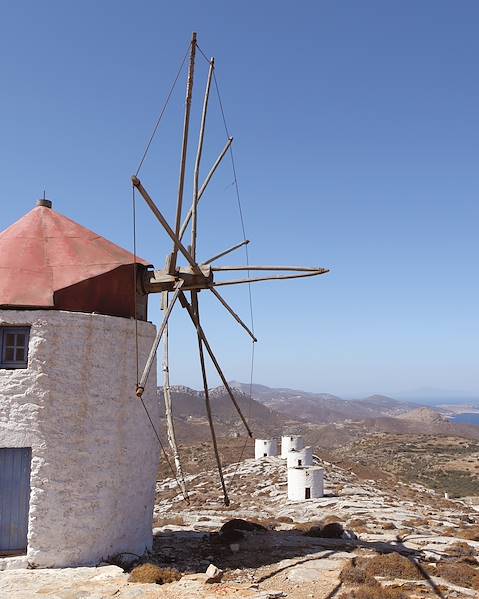 One Country Greece – Athens – Naxos – Amorgos
