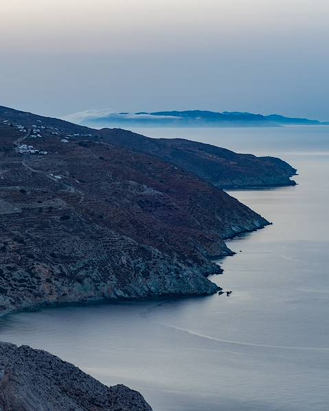 One Country Greece – Serifos – Folegandros – Athens