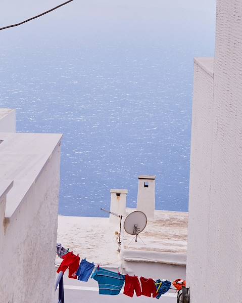 One Country Greece – Cyclades Islands – Tinos – Andros – Athens