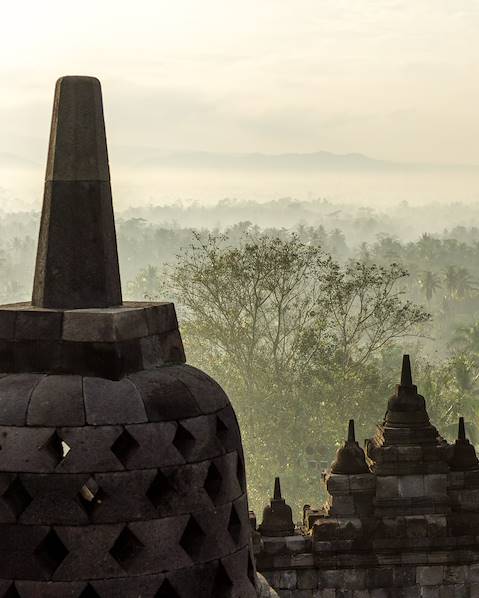One Country Indonesia – Java – Bali – Komodo – Sumba
