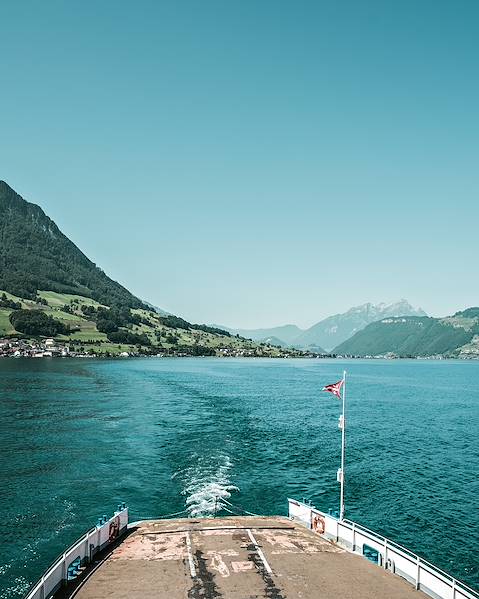 One Country Greece – Albania – Montenegro – Croatia – Slovenia – Italy – Switzerland – France