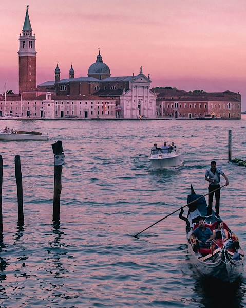 One Country Italy – Greece – Venice – Bologna – Florence – Rome – Naples – Sicily – The Peloponnese