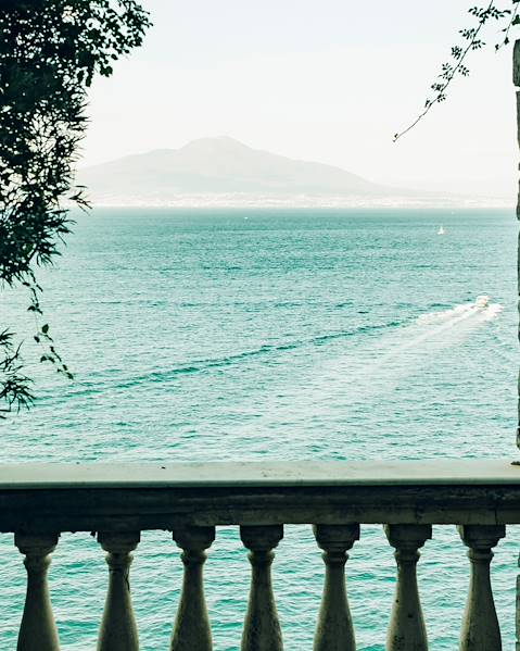 One Country Italy – Naples – Sorrento