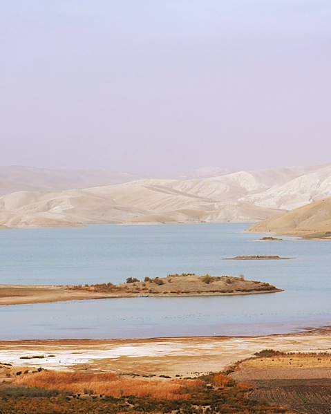 One Country Azrarag - Tighmert - Ait Issafen - Lake Iriqi - Skoura