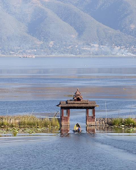 One Country Myanmar - Yangon - Bagan - Inle Lake - Pindaya - Ngapali