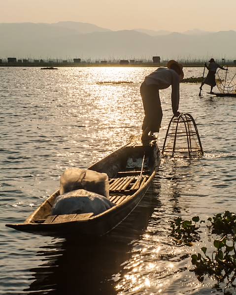 One Country Myanmar - Mandalay - Bagan - Inle Lake - Yangon