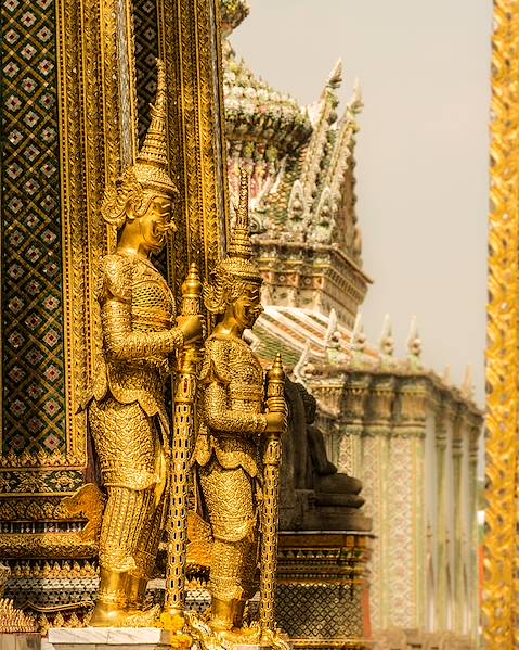 One Country Singapore - Malaysia - Bangkok