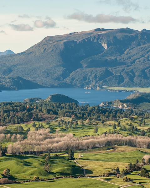 One Country New Zealand - North Island - South Island