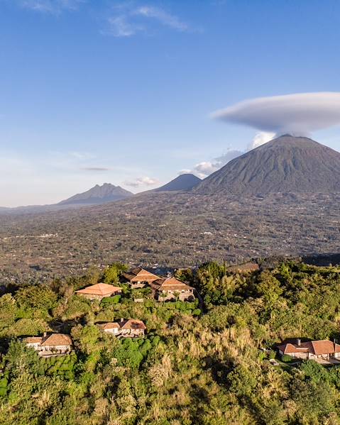 One Country Akagera National Park - Nyungwe National Park - Volcanoes National Park