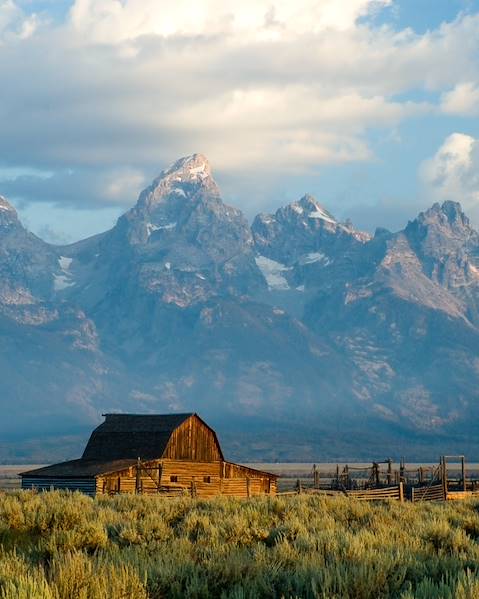 One Country USA – Wyoming – Yellowstone – Montana