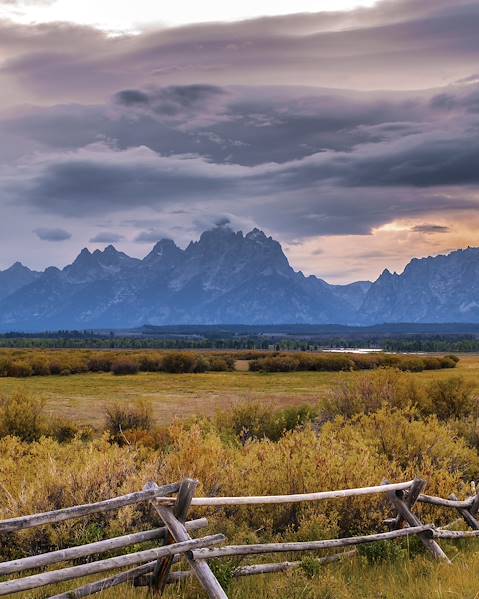 One Country USA – Jackson Hole – Yellowstone – Cody – Billings – Sheridan – Rapid City – Mount Rushmore – Cheyenne – Estes Park – Denver