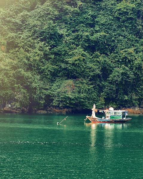 One Country Hanoi - Pu Luong - Ninh Binh - Tu Long Bay - Luang Prabang